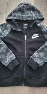 Nike zip up size 6/7